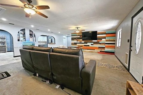 Casa en venta en Ocala, Florida, 3 dormitorios, 206.24 m2 № 1918669 - foto 13