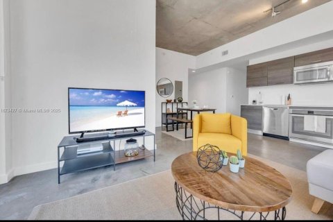 Condominio en alquiler en Miami, Florida, 2 dormitorios, 73.49 m2 № 1898090 - foto 10