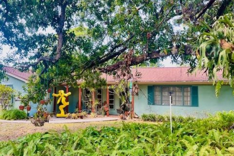 Купить виллу или дом в Сарасота, Флорида 4 комнаты, 214.51м2, № 2105709 - фото 2