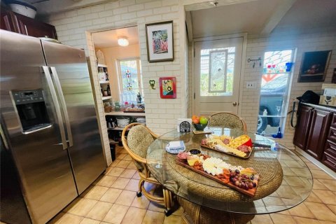 Купить виллу или дом в Сарасота, Флорида 4 комнаты, 214.51м2, № 2105709 - фото 14