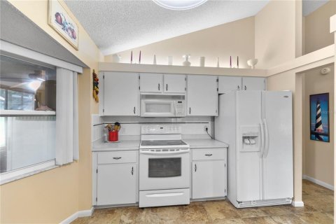 Casa en venta en Eustis, Florida, 3 dormitorios, 125.98 m2 № 1911305 - foto 7