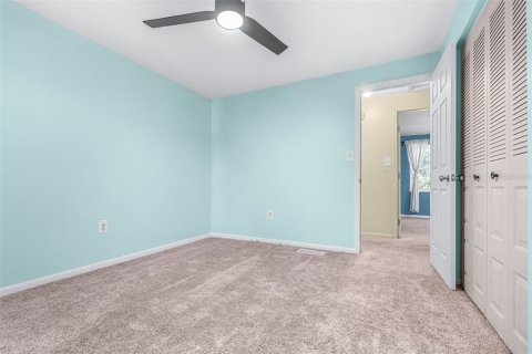 House in Avon Park, Florida 4 bedrooms, 197.32 sq.m. № 2427080 - photo 27