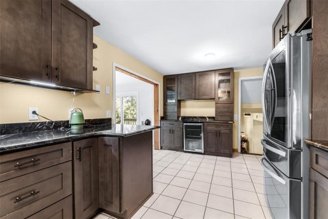 House in Avon Park, Florida 4 bedrooms, 197.32 sq.m. № 2427080 - photo 15