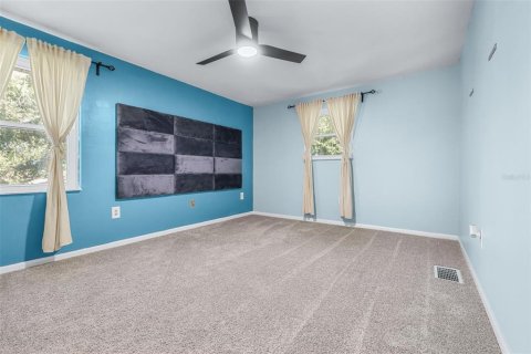 House in Avon Park, Florida 4 bedrooms, 197.32 sq.m. № 2427080 - photo 22