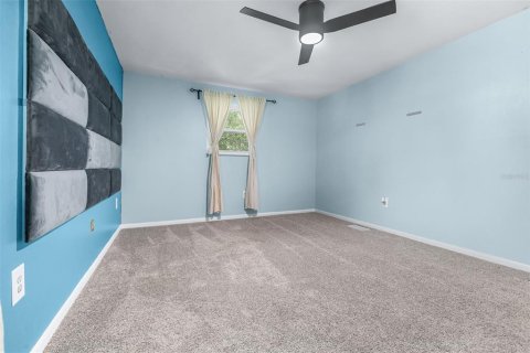 House in Avon Park, Florida 4 bedrooms, 197.32 sq.m. № 2427080 - photo 23