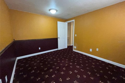 Commercial property in Avon Park, Florida 139.73 sq.m. № 2214685 - photo 19