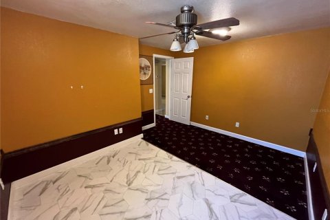 Commercial property in Avon Park, Florida 139.73 sq.m. № 2214685 - photo 15