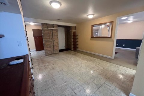 Commercial property in Avon Park, Florida 139.73 sq.m. № 2214685 - photo 5