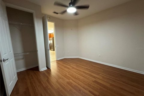 Condo in Orlando, Florida, 3 bedrooms  № 2205731 - photo 16