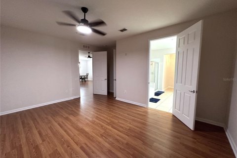 Condo in Orlando, Florida, 3 bedrooms  № 2205731 - photo 25