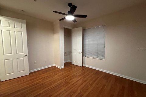 Condo in Orlando, Florida, 3 bedrooms  № 2205731 - photo 12
