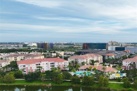 Condo in Orlando, Florida, 3 bedrooms  № 2205731 - photo 30