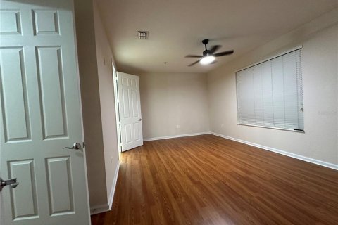 Condo in Orlando, Florida, 3 bedrooms  № 2205731 - photo 21