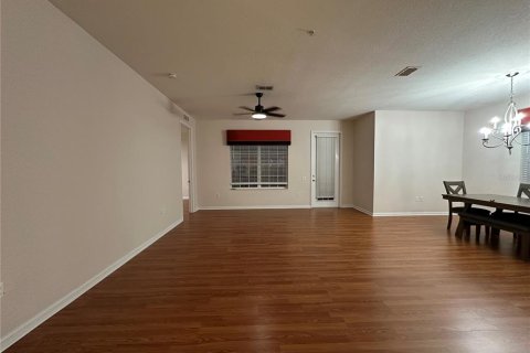 Condo in Orlando, Florida, 3 bedrooms  № 2205731 - photo 7