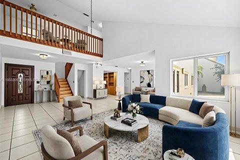 Купить виллу или дом в Купер-Сити, Флорида 5 комнат, 240.25м2, № 2010542 - фото 6