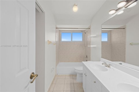 Купить виллу или дом в Купер-Сити, Флорида 5 комнат, 240.25м2, № 2010542 - фото 14