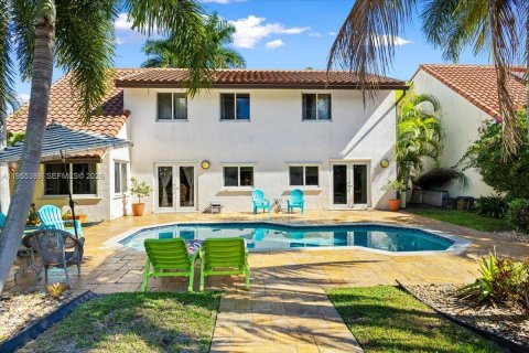 Купить виллу или дом в Купер-Сити, Флорида 5 комнат, 240.25м2, № 2010542 - фото 3