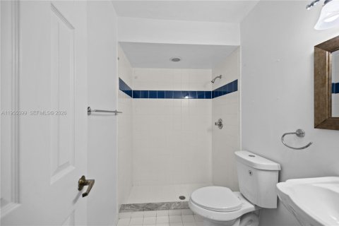 Купить виллу или дом в Купер-Сити, Флорида 5 комнат, 240.25м2, № 2010542 - фото 30