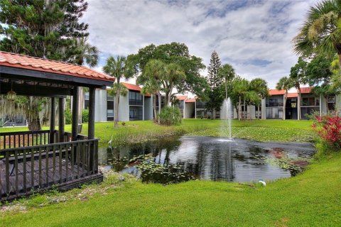 Condo in Sarasota, Florida, 2 bedrooms № 2226661 - photo 14