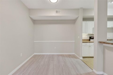 Купить кондоминиум в Орландо, Флорида 3 комнаты, 99.68м2, № 2093821 - фото 7