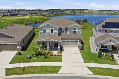 House in Lake Alfred, Florida 5 bedrooms, 281.49 sq.m. № 2220467