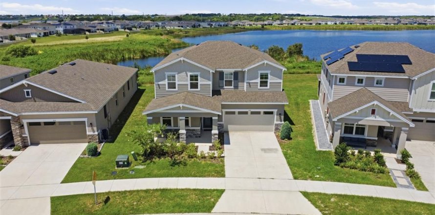 Casa en Lake Alfred, Florida 5 dormitorios, 281.49 m2 № 2220467