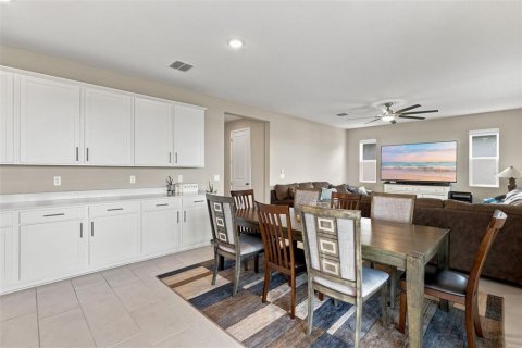 Casa en venta en Lake Alfred, Florida, 5 dormitorios, 281.49 m2 № 2220467 - foto 15
