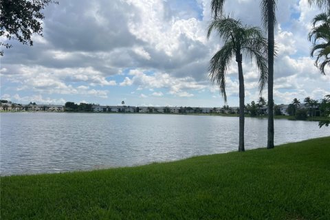 Condo in Homestead, Florida, 2 bedrooms  № 2026575 - photo 16