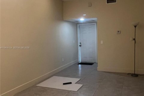 Condo in Homestead, Florida, 2 bedrooms  № 2026575 - photo 21