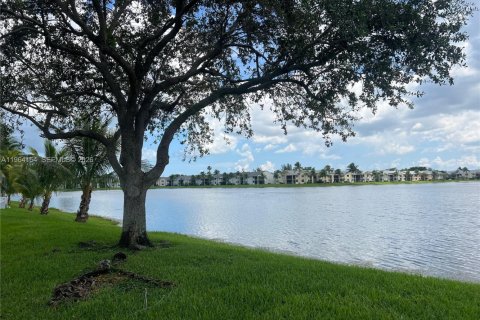 Condo in Homestead, Florida, 2 bedrooms  № 2026575 - photo 4