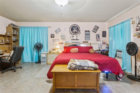 Casa en venta en Williston, Florida, 4 dormitorios, 228.08 m2 № 2056302 - foto 23