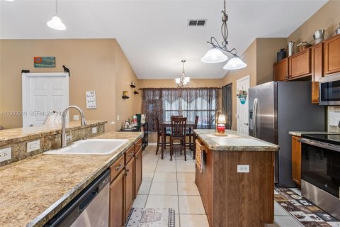 Casa en venta en Williston, Florida, 4 dormitorios, 228.08 m2 № 2056302 - foto 21