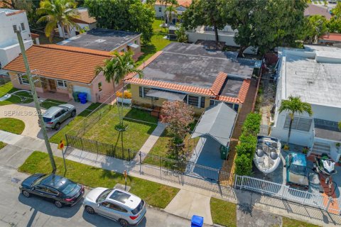 Casa en venta en Miami, Florida, 3 dormitorios, 152.82 m2 № 2026896 - foto 29