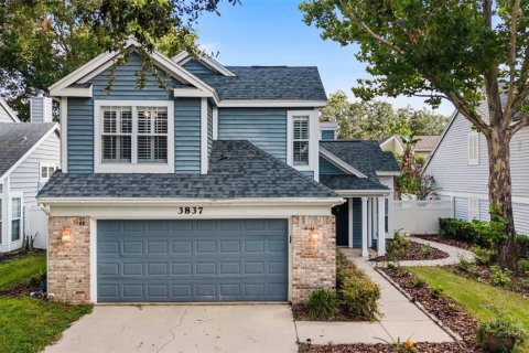 House in Orlando, Florida 3 bedrooms, 141.86 sq.m. № 2215083