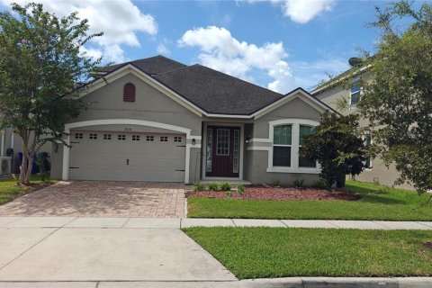 House in Kissimmee, Florida 4 bedrooms, 261.15 sq.m. № 2325113
