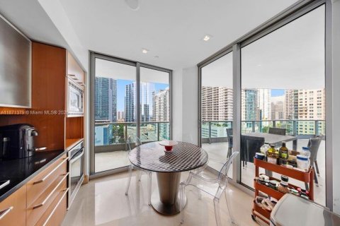 Condo in Miami, Florida, 2 bedrooms  № 1920440 - photo 23