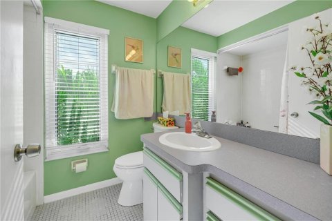 Townhouse in Treasure Island, Florida 2 bedrooms, 96.62 sq.m. № 1732238 - photo 20