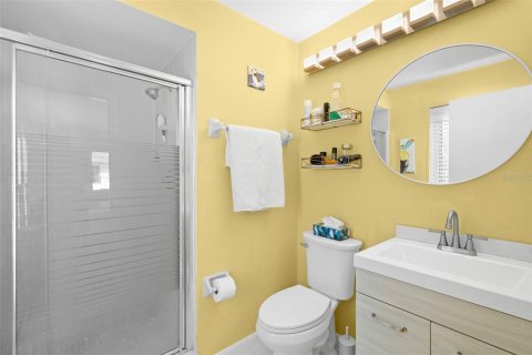 Townhouse in Treasure Island, Florida 2 bedrooms, 96.62 sq.m. № 1732238 - photo 17