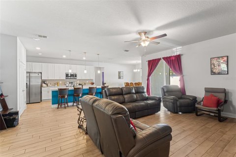 Casa en venta en Orlando, Florida, 4 dormitorios, 213.21 m2 № 1873586 - foto 14