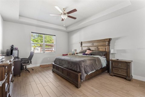 Casa en venta en Orlando, Florida, 4 dormitorios, 213.21 m2 № 1873586 - foto 17