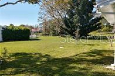 Condo in Pinellas Park, Florida, 3 bedrooms № 2229828 - photo 19