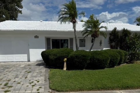 Condo in Pinellas Park, Florida, 3 bedrooms № 2229828