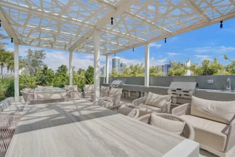 Condominio en venta en Miami Beach, Florida, 1 dormitorio № 1976458 - foto 26