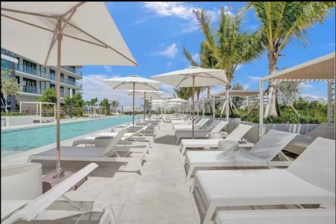 Condominio en venta en Miami Beach, Florida, 1 dormitorio № 1976458 - foto 28