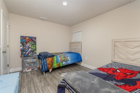 House in Palm Bay, Florida 4 bedrooms, 167.22 sq.m. № 1733899 - photo 22