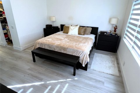 Casa en venta en Weston, Florida, 4 dormitorios, 180.42 m2 № 1596950 - foto 19