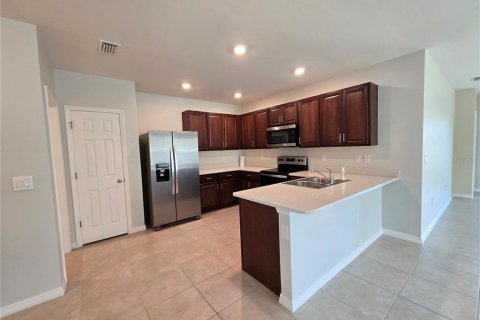 Casa en alquiler en Punta Gorda, Florida, 2 dormitorios, 140.84 m2 № 1629041 - foto 4
