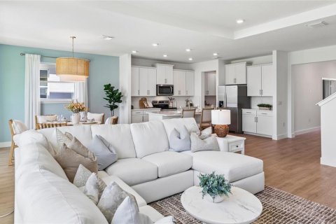 Casa en venta en Ocala, Florida, 4 dormitorios, 307.79 m2 № 2205505 - foto 3