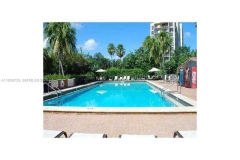 Condominio en venta en Key Biscayne, Florida, 2 dormitorios, 159.79 m2 № 2019967 - foto 2