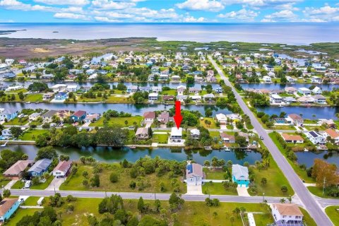 Casa en venta en Hernando Beach, Florida, 3 dormitorios, 150.87 m2 № 1914423 - foto 3